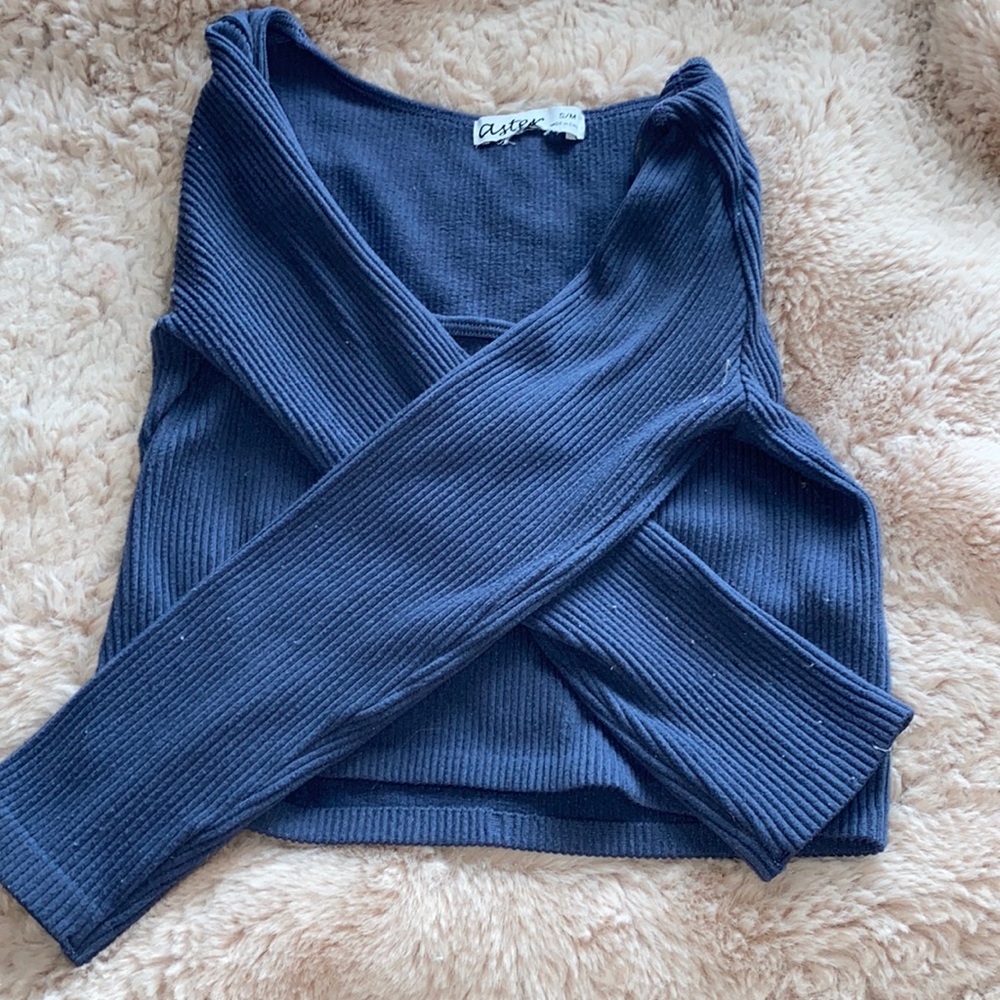Rusty blue stretchable athletic and casual crop top